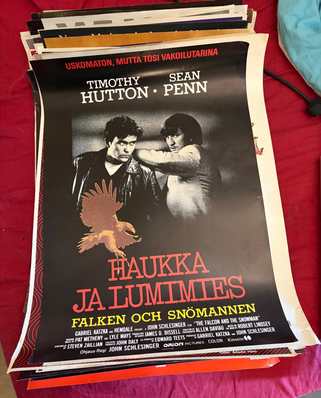 Haukka ja Lumimies elokuvajuliste