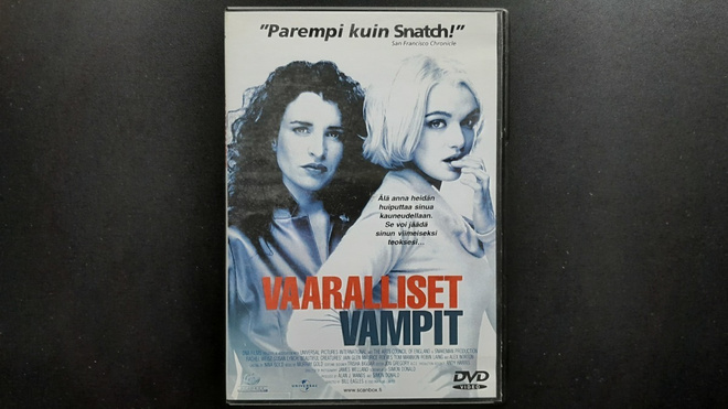 DVD: Vaaralliset Vampit (Rachel Weisz, Susan Lynch 2000)