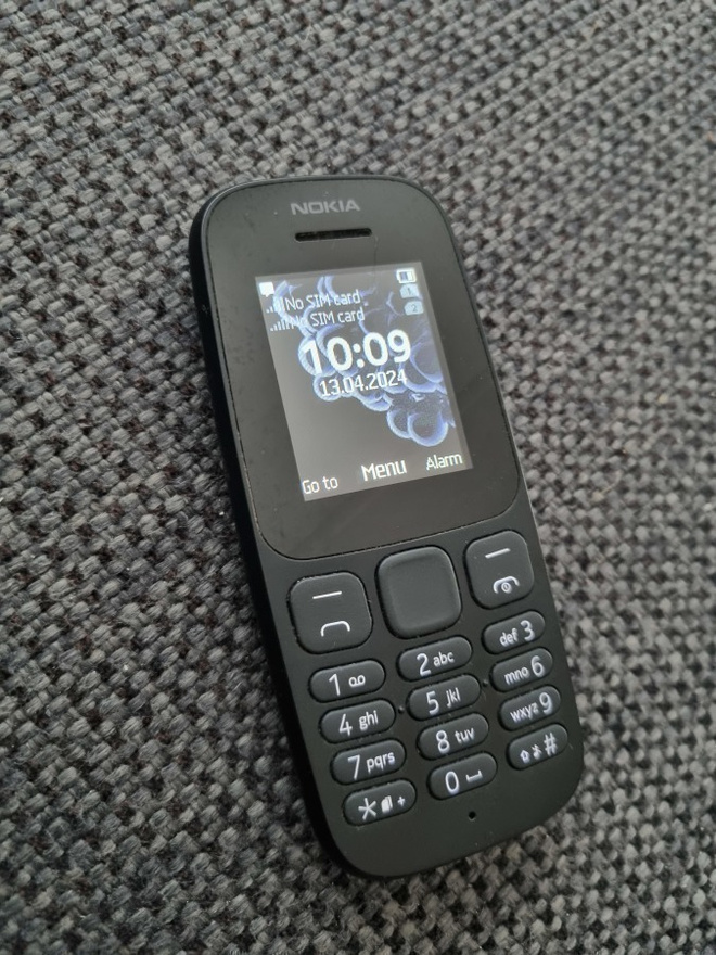Nokia  105