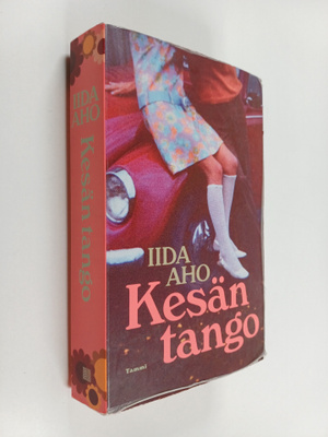 Iida Aho : Kesän tango