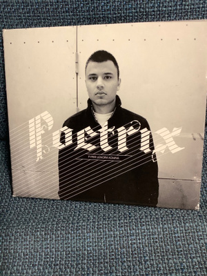 POETRIX:FYRIR LENGRA KOMNA