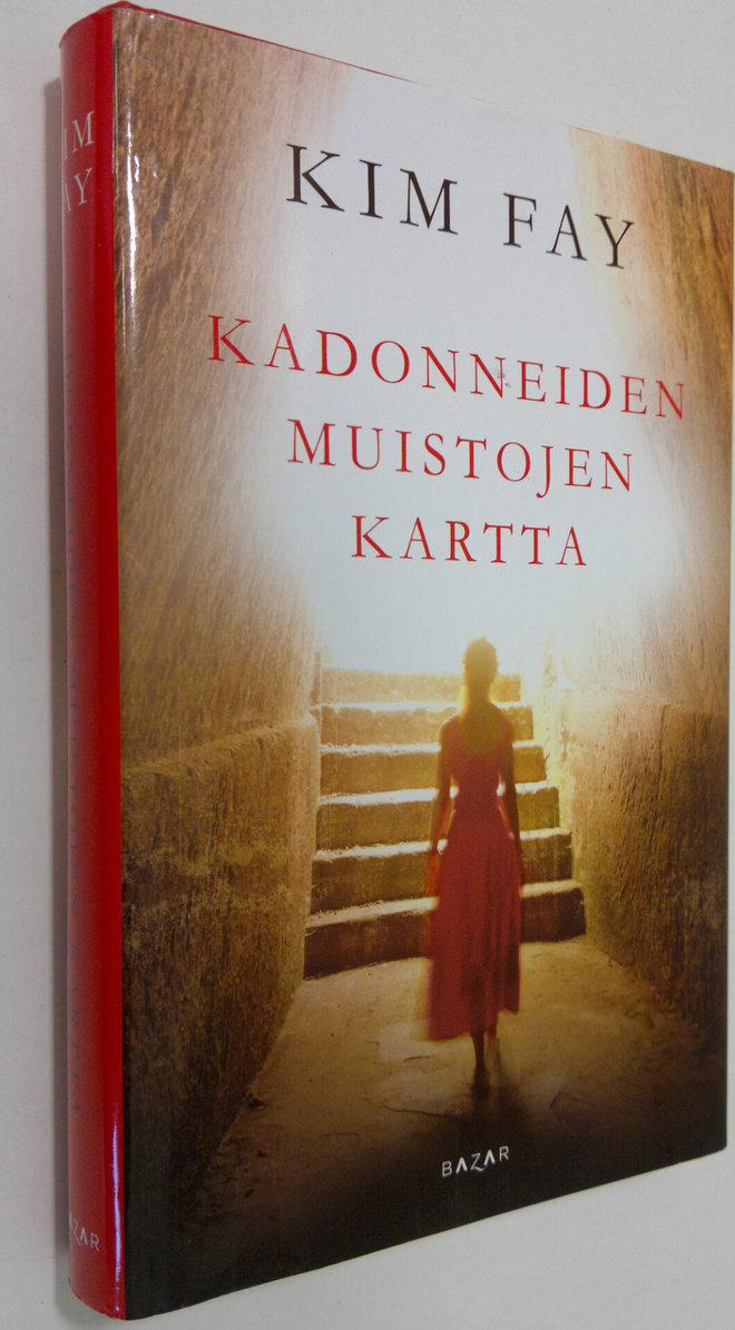 Kim Fay : Kadonneiden muistojen kartta