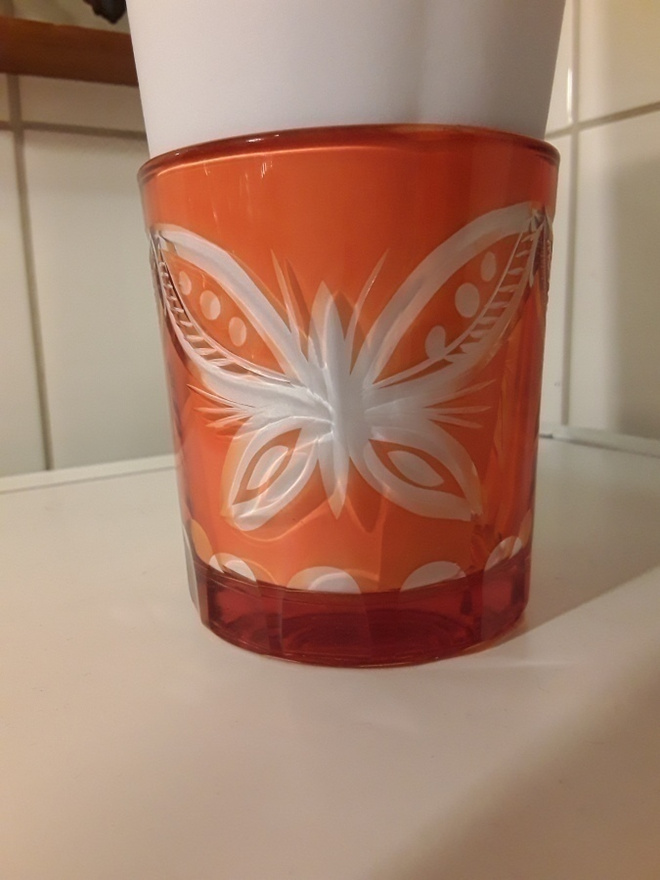 2 x Kristallihiottu perhonen lasi , oranssilasi