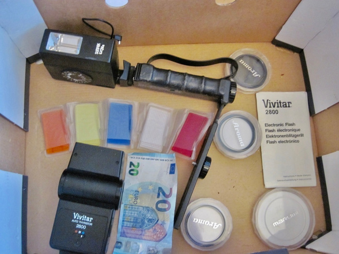 VIvitar 2800 + Sunpack Salamalaite Aroma Suodattimet ym
