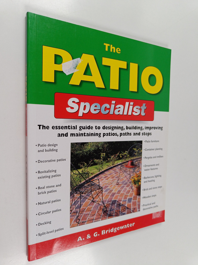 Alan Bridgewater : The patio specialist : the essential g...