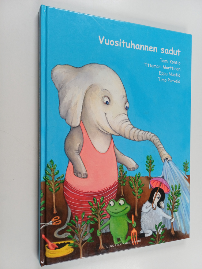 Timo Parvela ym. : Vuosituhannen sadut