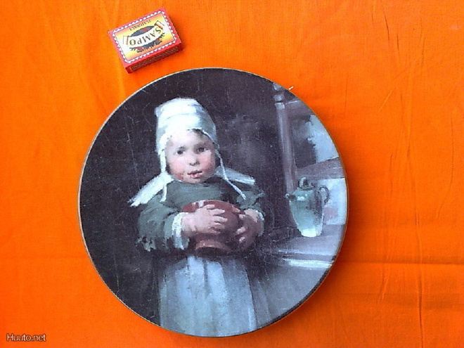 Arabian Helen Schjerfbeck .tyttö ruukun kanssa s-taulu.