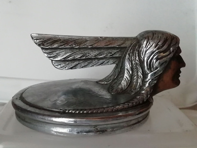 PONTIAC MERKKI VINTAGE RARE ANTIIKKI YLI 50 V.