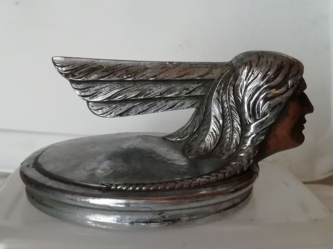 PONTIAC MERKKI VINTAGE RARE ANTIIKKI YLI 50 V.