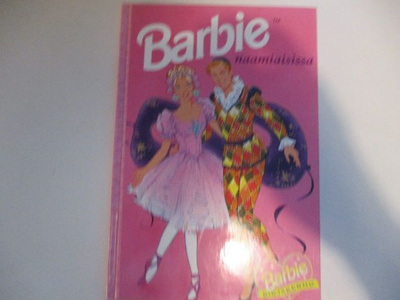 BARBIE NAAMIAISISSA