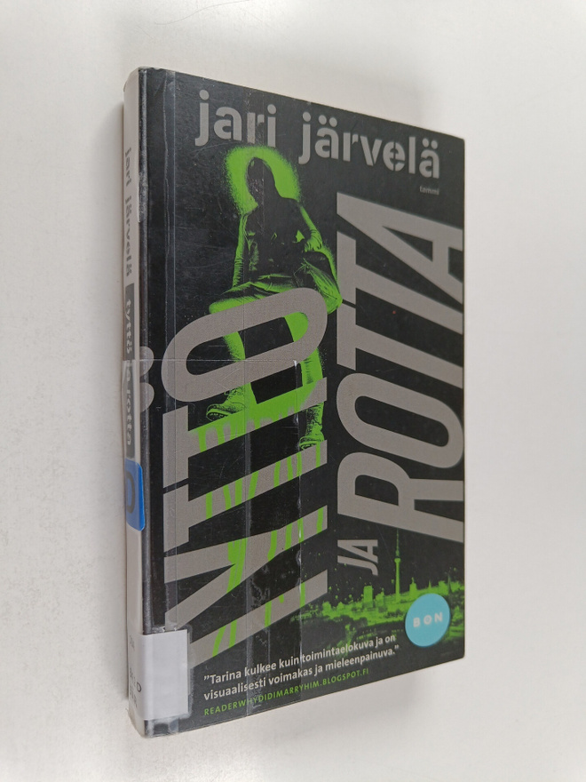 Jari Järvelä : Tyttö ja rotta