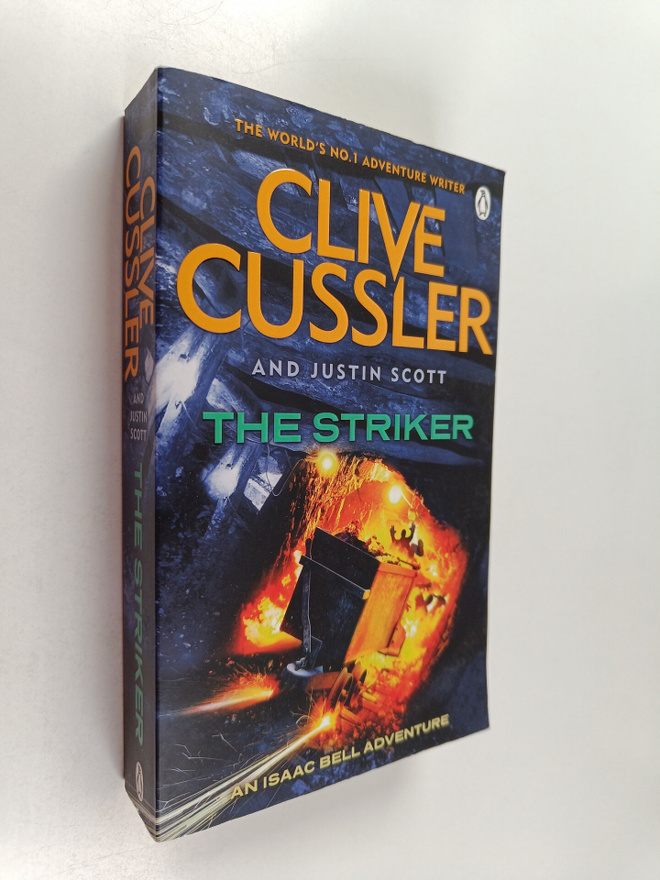 Clive Cussler ym. : The Striker
