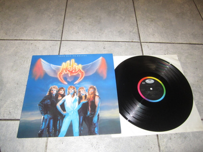 HELIX - LONG WAY TO HEAVEN ( hienokuntoinen lp )