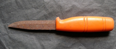Puukko rankasti ruostetta!