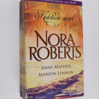Nora Roberts : Kukkien saari : Valkeat valeet ; Kuuma tot... - pikkukuva 1