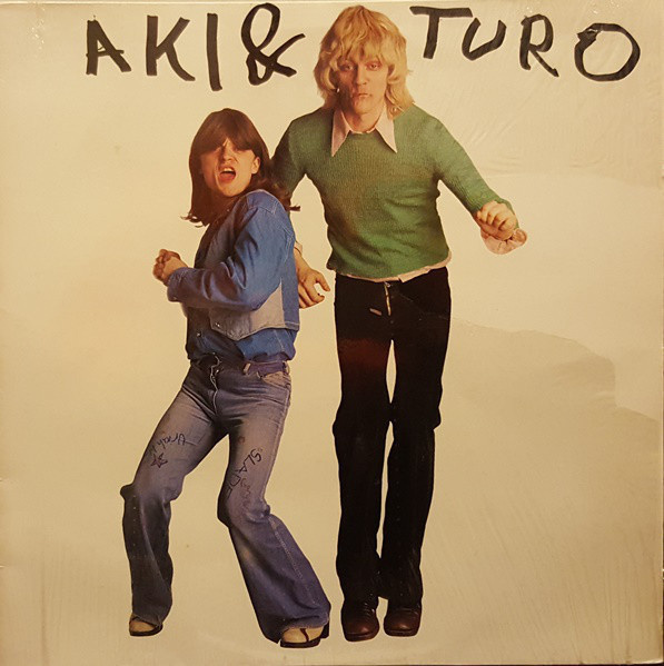Aki & Turo And The Heapamamas - Lievä Kantri Huijaus