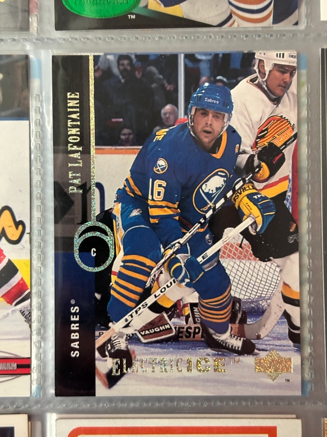 1994-95 Upper Deck Electric Ice #17 Pat LaFontaine