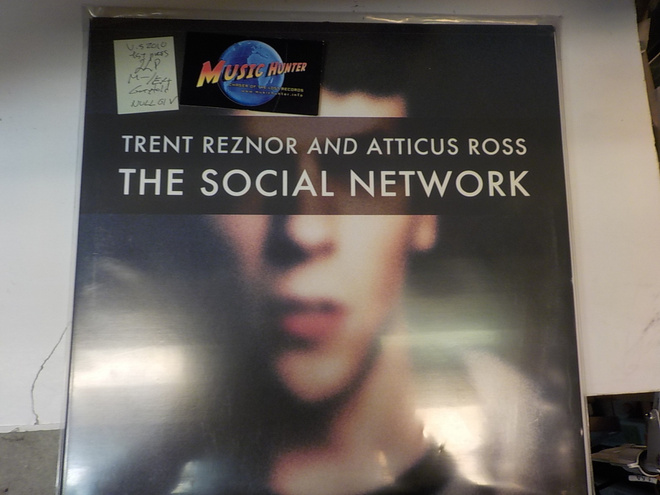 TRENT REZNOR AND ATTICUS ROSS - TH... M-/EX+ U.S 2010 2LP