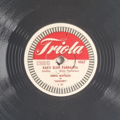 Savikiekko 1952 - Jorma Ikävalko - Triola T 4067