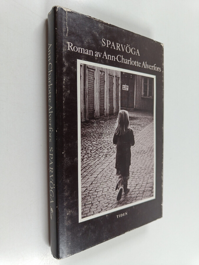 Ann-Charlotte Alverfors : Sparvöga : en roman