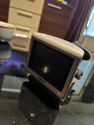Sony nav-u NV-U50 GPS-autonavigaattori telineellä