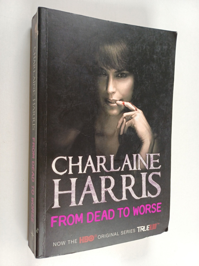Charlaine Harris : From dead to worse