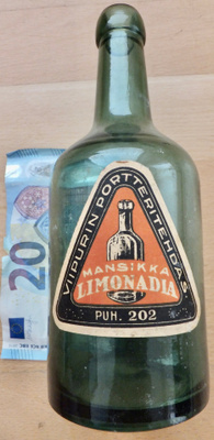 VANHA Limupullo Mansikka Limonadia Pertteritehdas Viipuri
