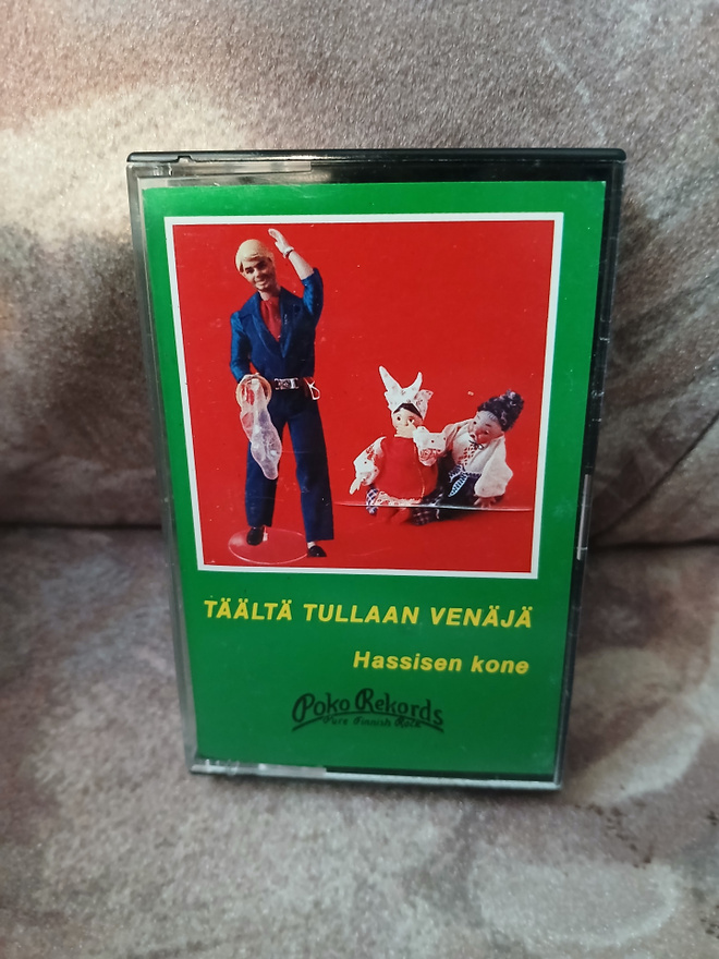 Hassisen Kone – Täältä Tullaan Venäjä KASETTI