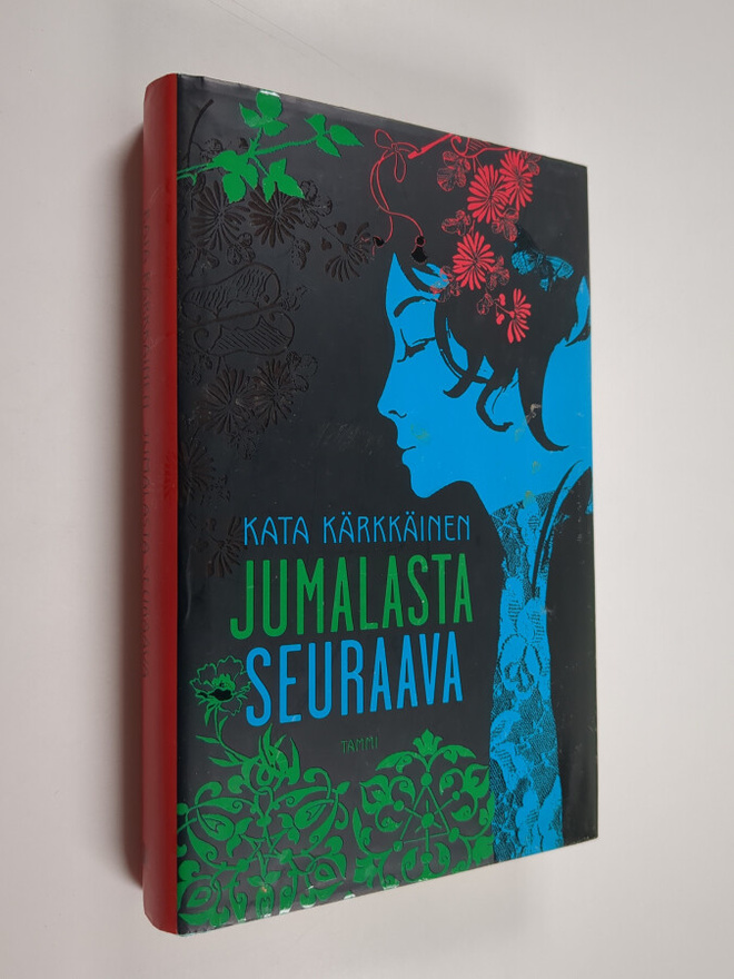 Kata Kärkkäinen : Jumalasta seuraava