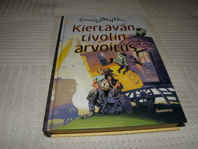 Enid Blyton Kiertävän tivolin arvoitus