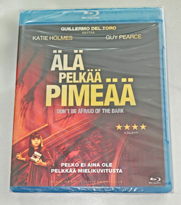 Älä pelkää pimeää