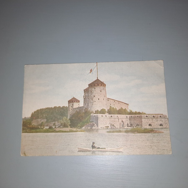 PK Savonlinna Olavinlinna, komea lippu salossa soutelija