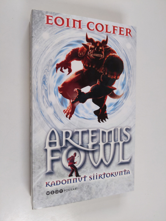 Eoin Colfer : Artemis Fowl : kadonnut siirtokunta