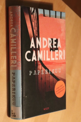 Andrea Camilleri : Paperikuu ( 1.p. 2015 k.po )