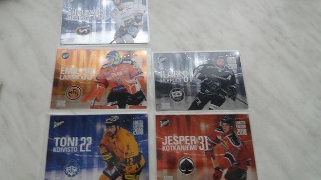 2018-19 Cardset Limited Edition kortteja alk. 2.50e/kpl