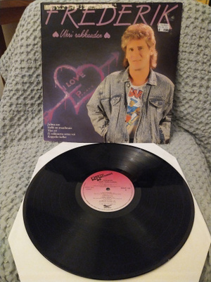FREDERIK - UHRI RAKKAUDEN LP