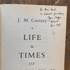 TEKIJÄN OMISTE: J.M. COETZEE: LIFE & TIMES of MICHAEL K. - pikkukuva 1