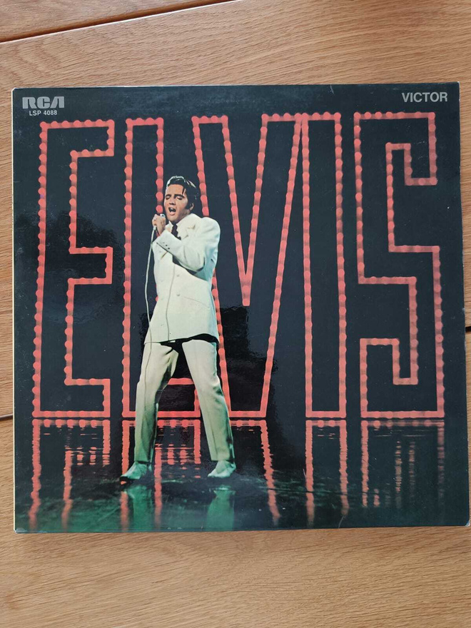 AUCTION - ELVIS TV SPECIAL LP GER -69