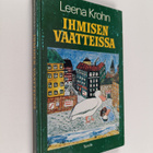 Leena Krohn : Ihmisen vaatteissa : kertomus kaupungilta - pikkukuva 1