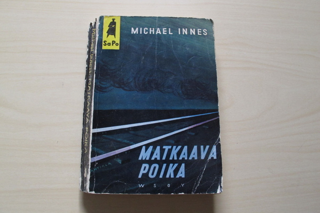 Michael Innes : Matkaava poika , Sapo 31