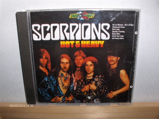 SCORPIONS HOT&HEAVY CD