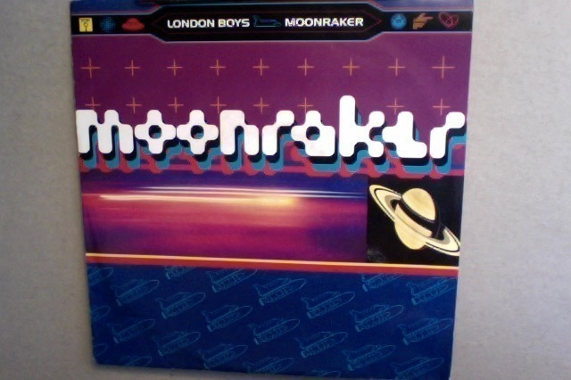 LONDON BOYS  ::  MOONRAKER  :: VINYYLI  7"    1992