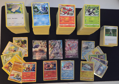1200+ kpl Pokemon kortit, Lähes Uudenveroiset - Pakka 6