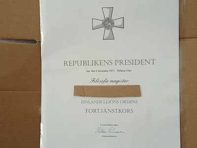 Suomen Leijonan ritarikunnan Hopeinen ansioristi luovutuskir