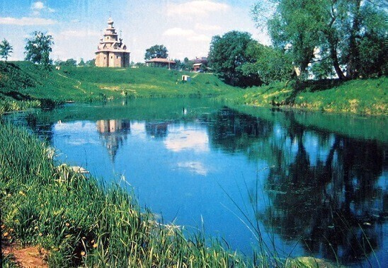 Nikolain kirkko 1700 luvulta Susdal Postikortti