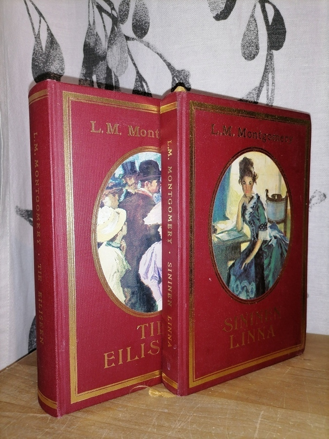 L. M. Montgomery - Tie eiliseen & Sininen linna