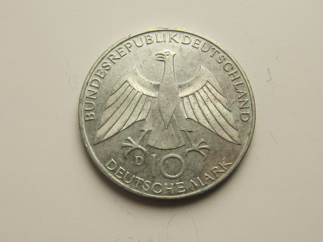 Saksa 10 mark 1972 D  Olympialaiset Münchenissä - hopeaa -
