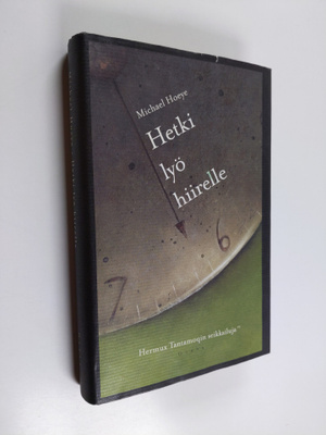 Michael Hoeye : Hetki lyö hiirelle
