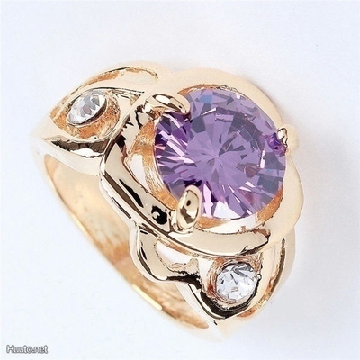 46 .. 14k Gold Duble Austrian Crystal Amethyst .. Sormus