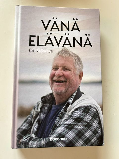 Kari Väänänen: Vänä elävänä (sid.)